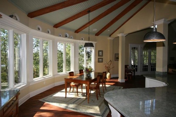 Curved Dining Room