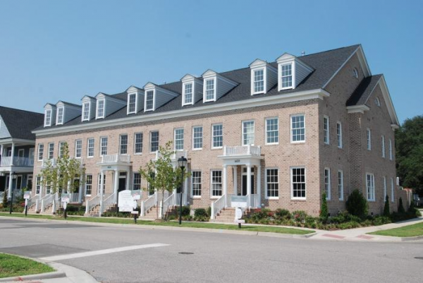 Carlisle House IV townhouse by L.R. Hill